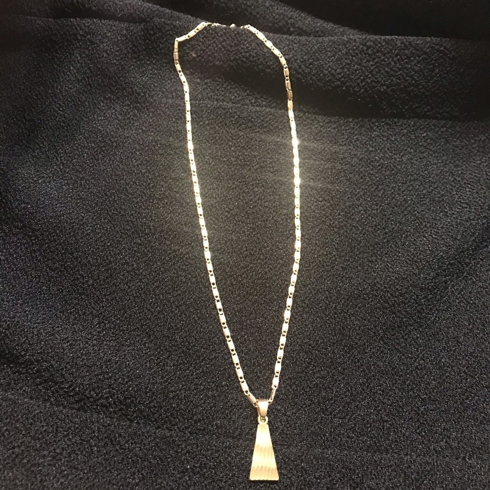 Necklace - Picture 2 of 4
